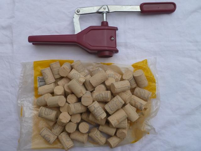 Boucheuse 1 levier + bouchons liège - photo 3