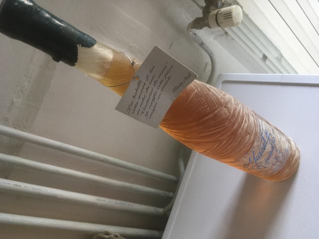 bouteille de Muscat de Rivesaltes sculptée pa Kévin Stall - photo 3