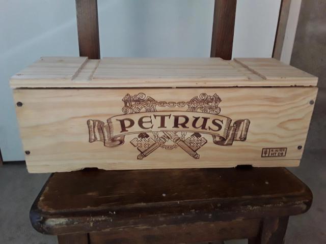 Mythique PETRUS 2010 en CBU - photo 2