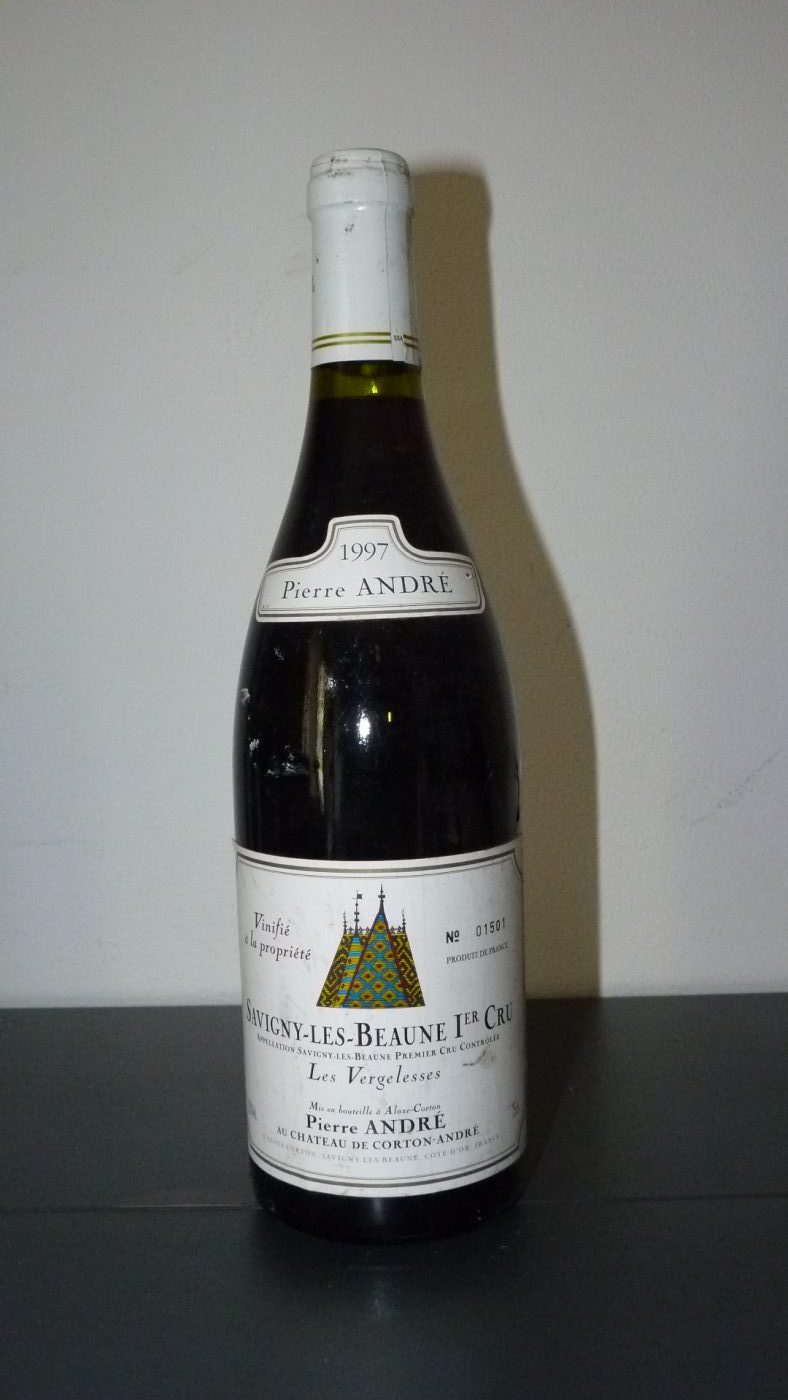 Lot important de vins blancs et rouge   Alcools blancs. Porto rouge vintage. - photo 2